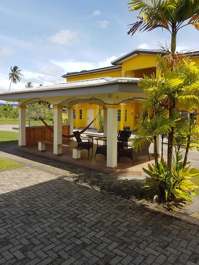 Piarco Village Suites Eksteriør billede