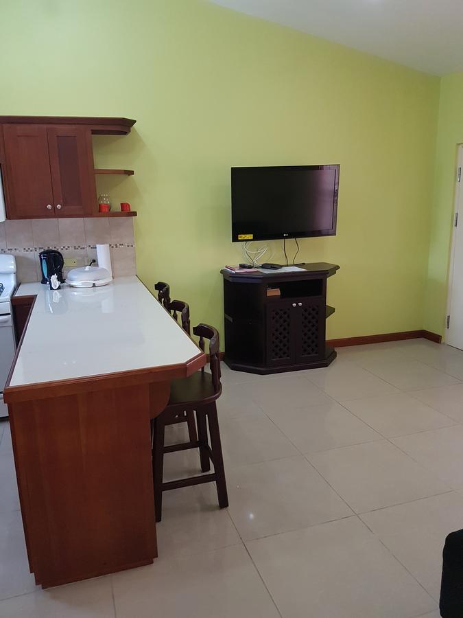 Piarco Village Suites Eksteriør billede